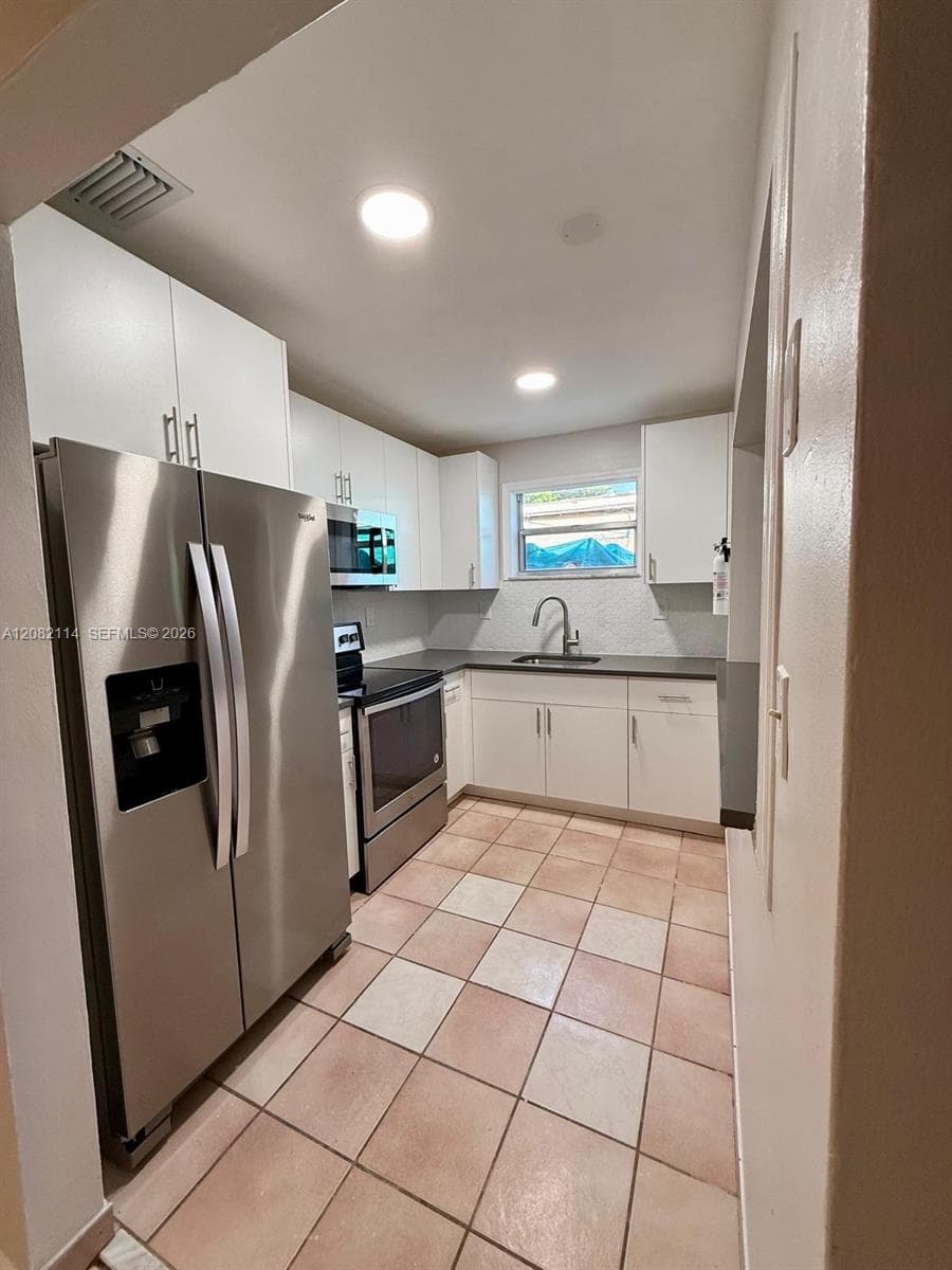 Townhouse at 2433 SW 11th St, Miami FL 33135