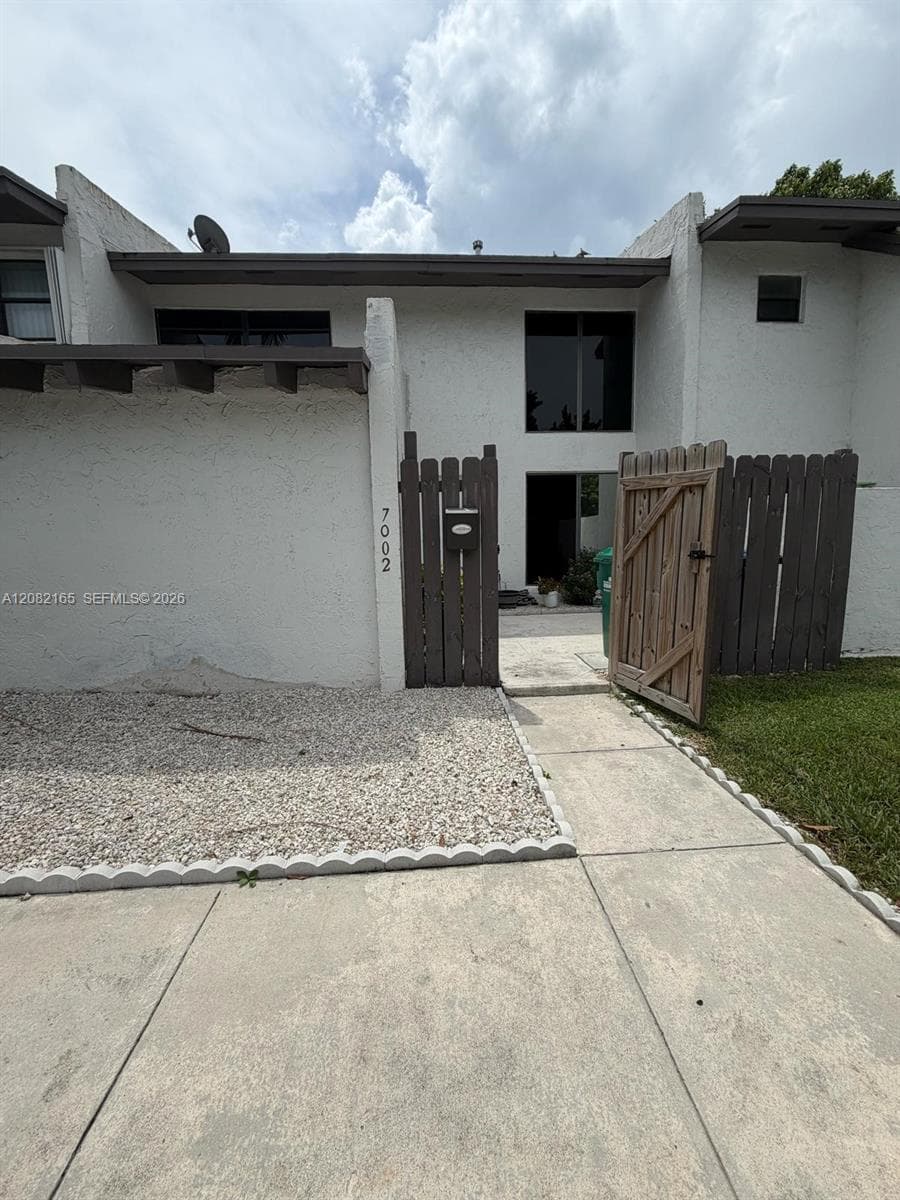 Townhouse at 7002 SW 114th Ave # 7002, Miami FL 33173