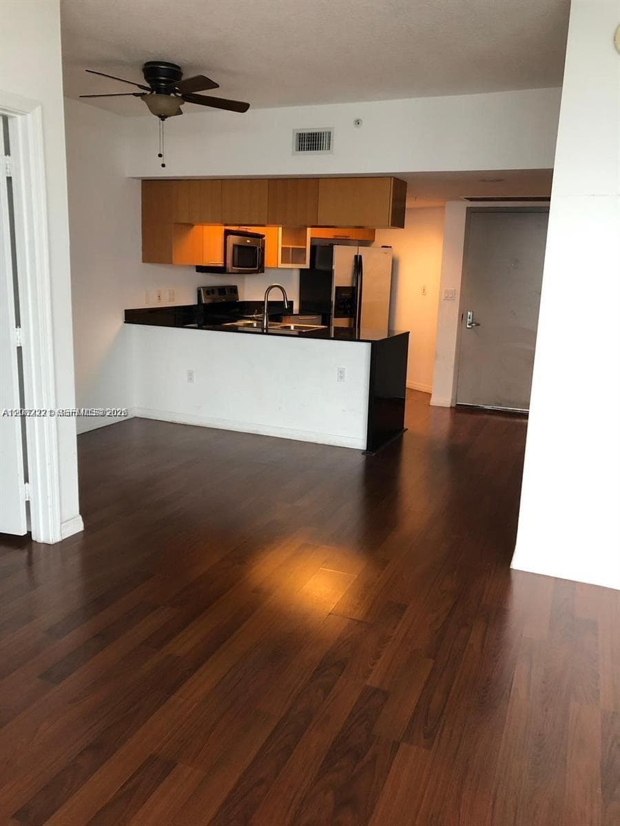 Condominium at 1750 N Bayshore Dr # 3015, Miami FL 33132