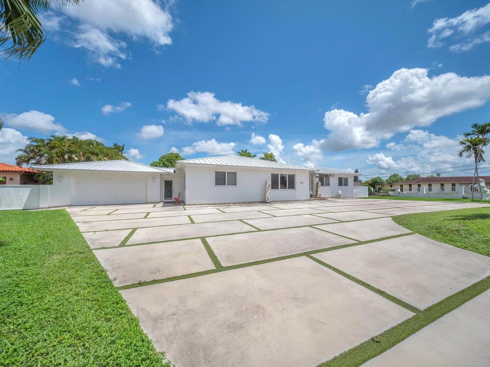 Single Family Residence at 2951 SW 139TH Avenue, Miami FL 33175