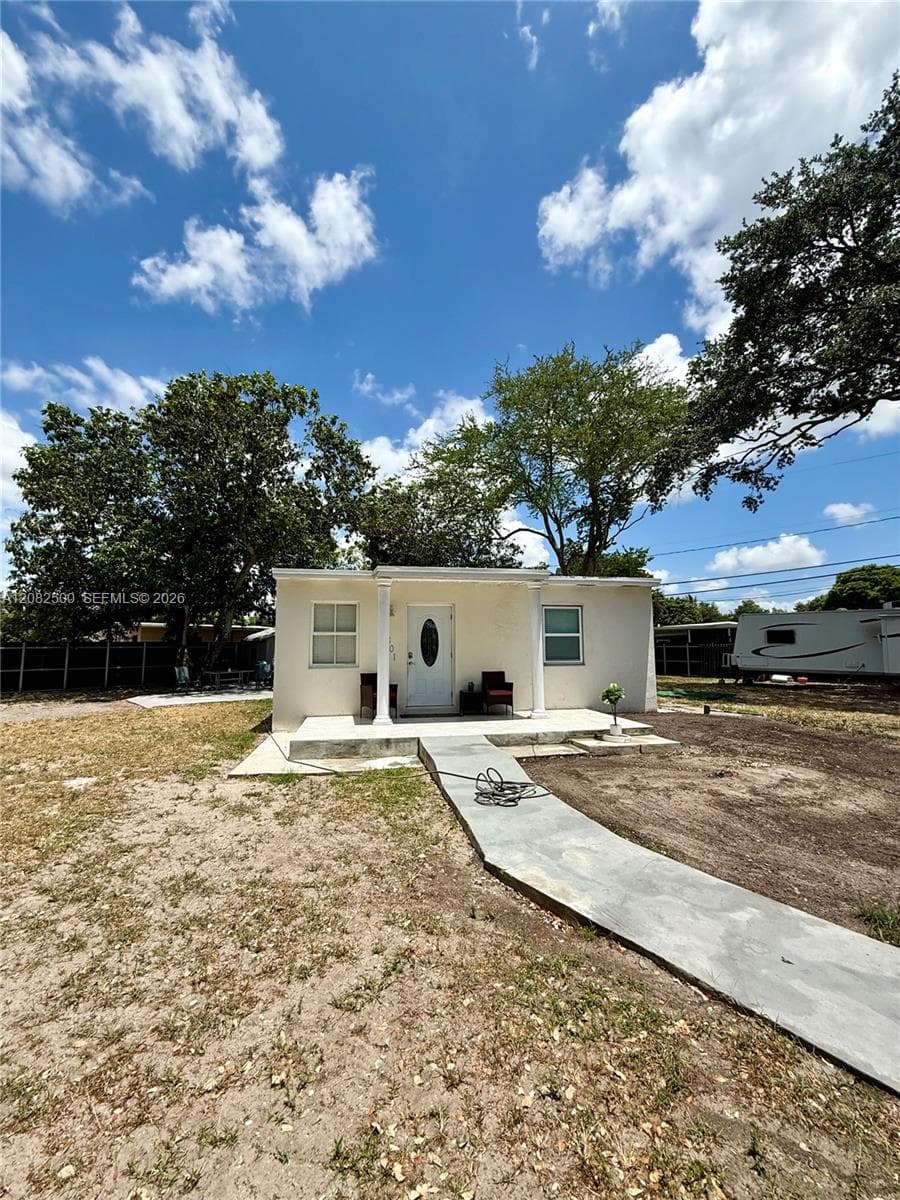 Single Family Residence at 12801 Westview Dr, Miami FL 33167