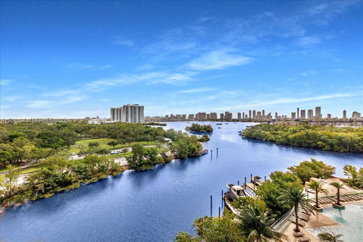 Condominium at 16385 Biscayne # 804, North Miami Beach FL 33160