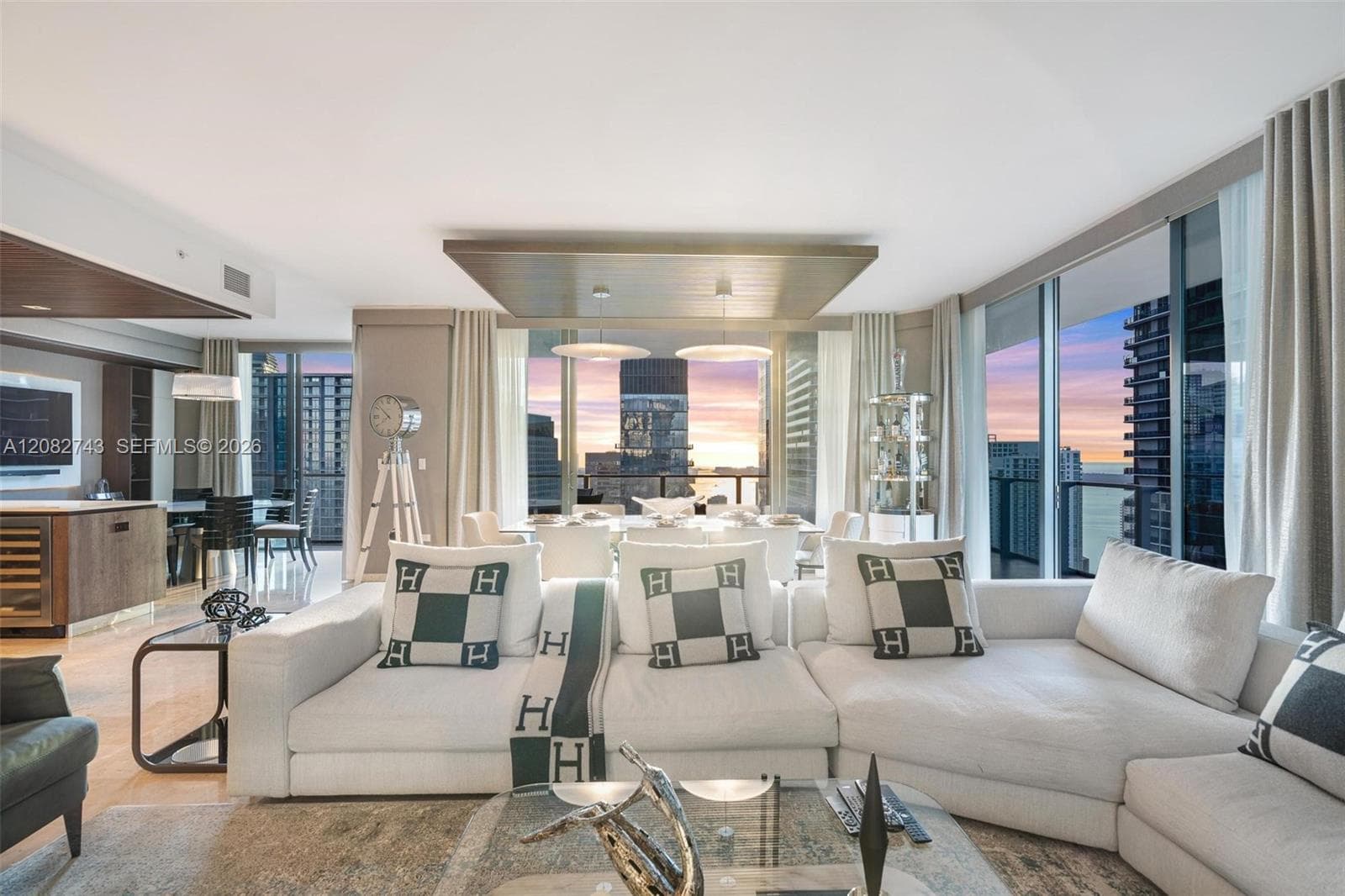 Condominium at 88 SW 7th St # 3801, Miami FL 33130