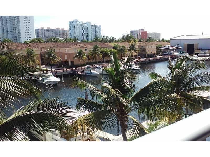 Townhouse at 2950 NE 188th St # 304, Aventura FL 33180