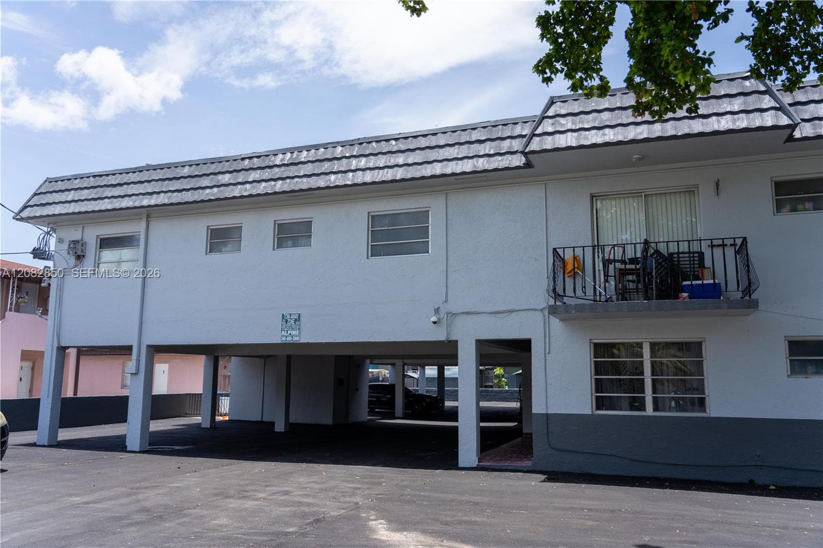 Apartment at 2712 W 10th Ave # 1, Hialeah FL 33010