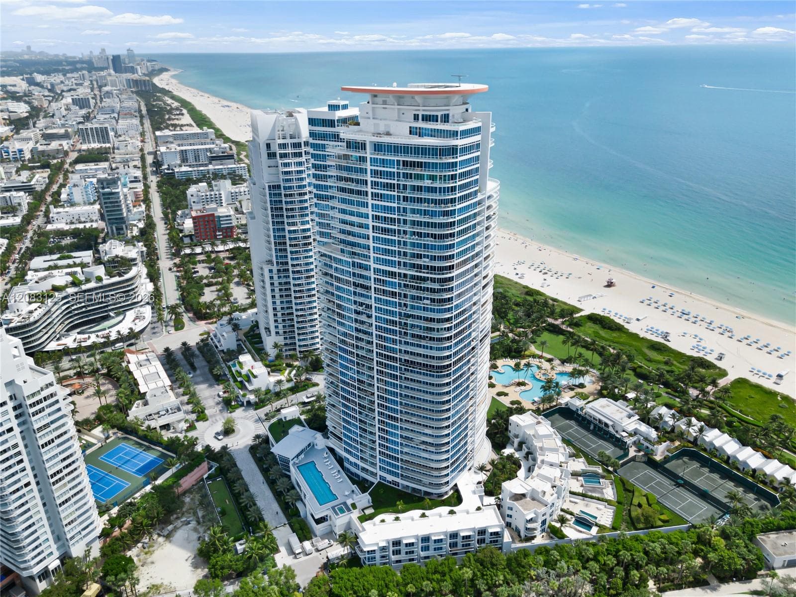 Condominium at 100 S Pointe Dr, Miami Beach FL 33139