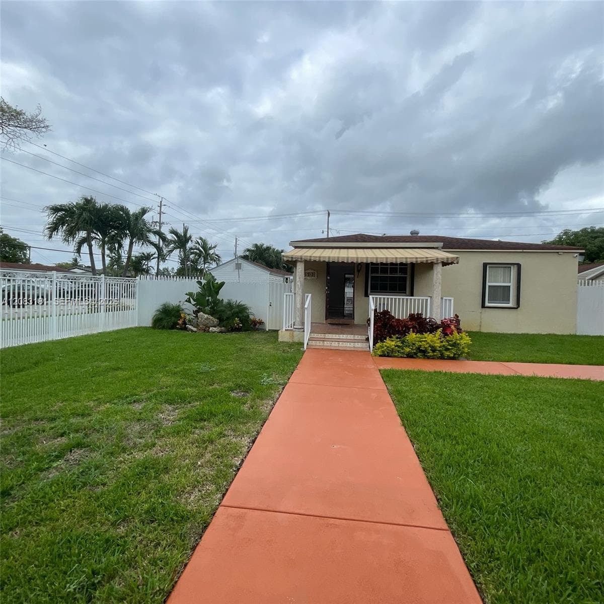 Efficiency at 501 SE 7th St # A, Hialeah FL 33010