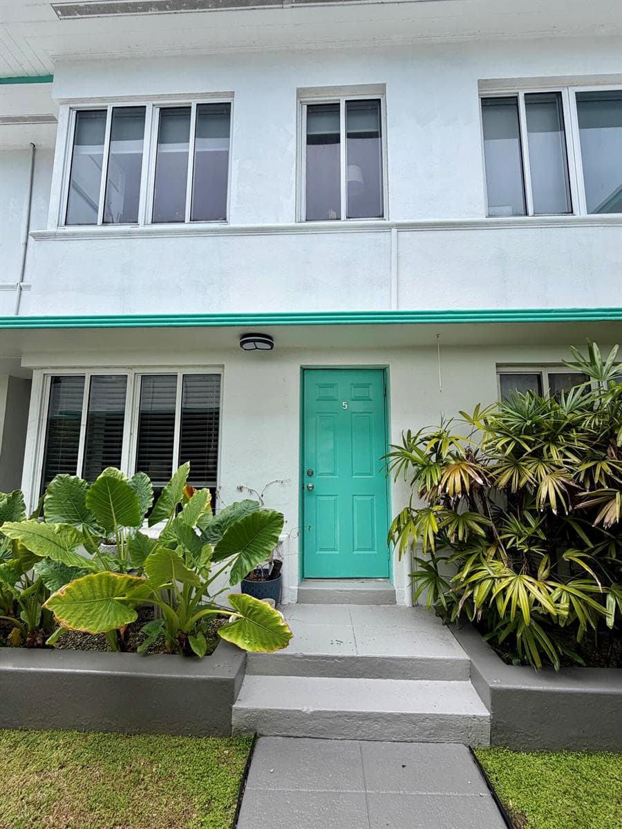 Condominium at 1980 Bay Drive # 5, Miami Beach FL 33141