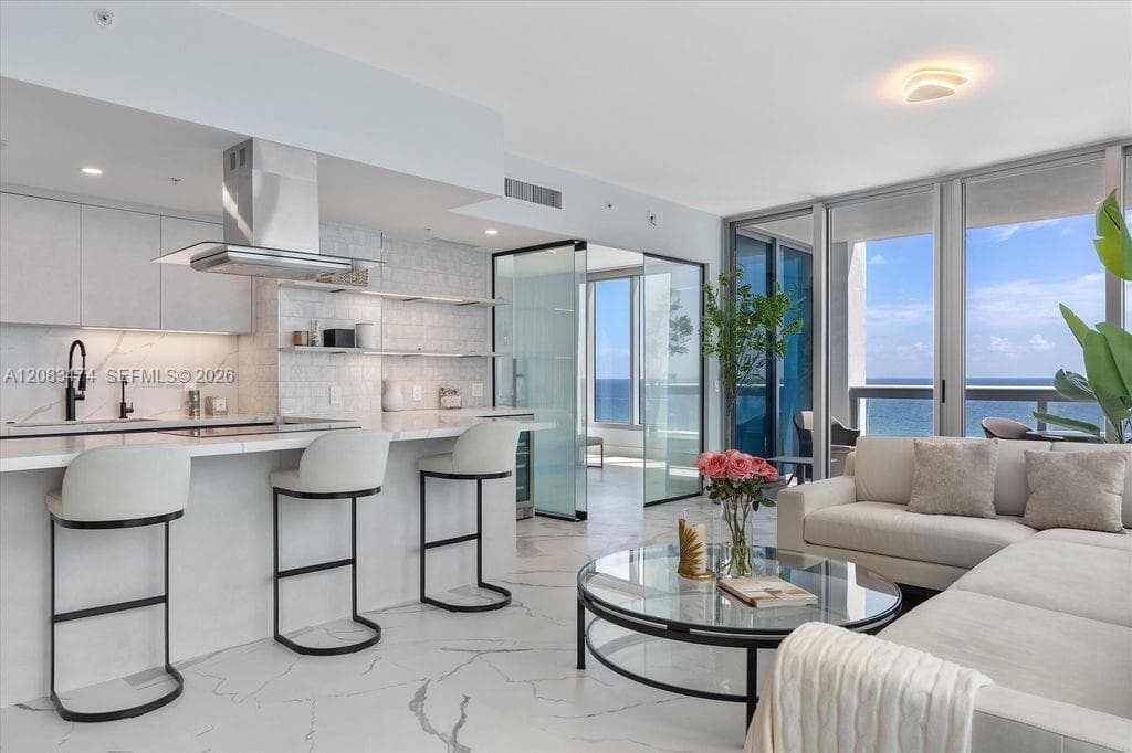 Condominium at 6899 Collins Ave # 1008, Miami Beach FL 33141