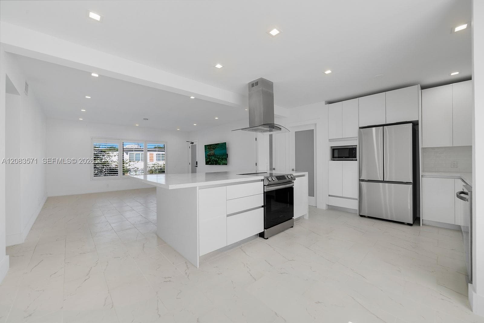 Condominium at 3909 Garden Ave # 4, Miami Beach FL 33140
