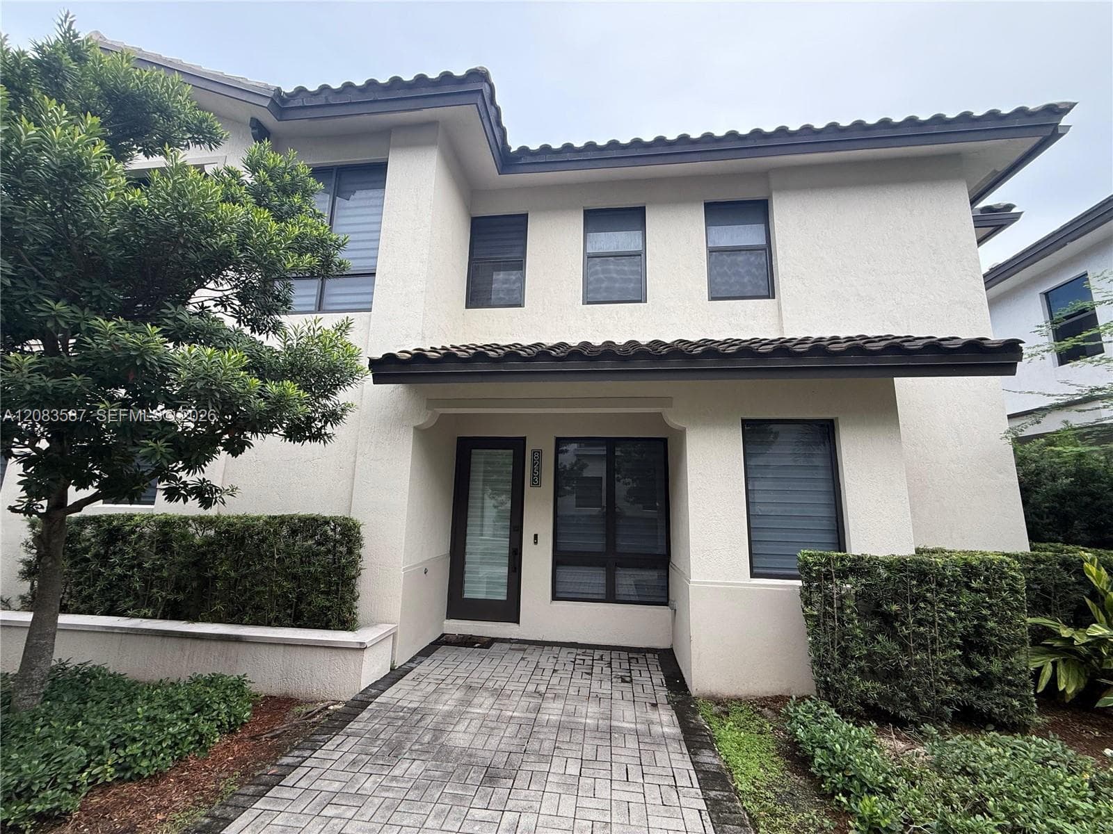 Single Family Residence at 8253 NW 47th Ln # 0, Doral FL 33166