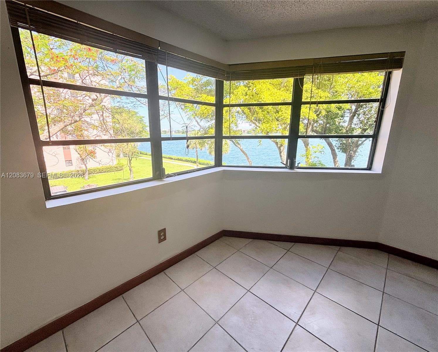 Apartment at 20860 San Simeon Way # 6, Miami FL 33179