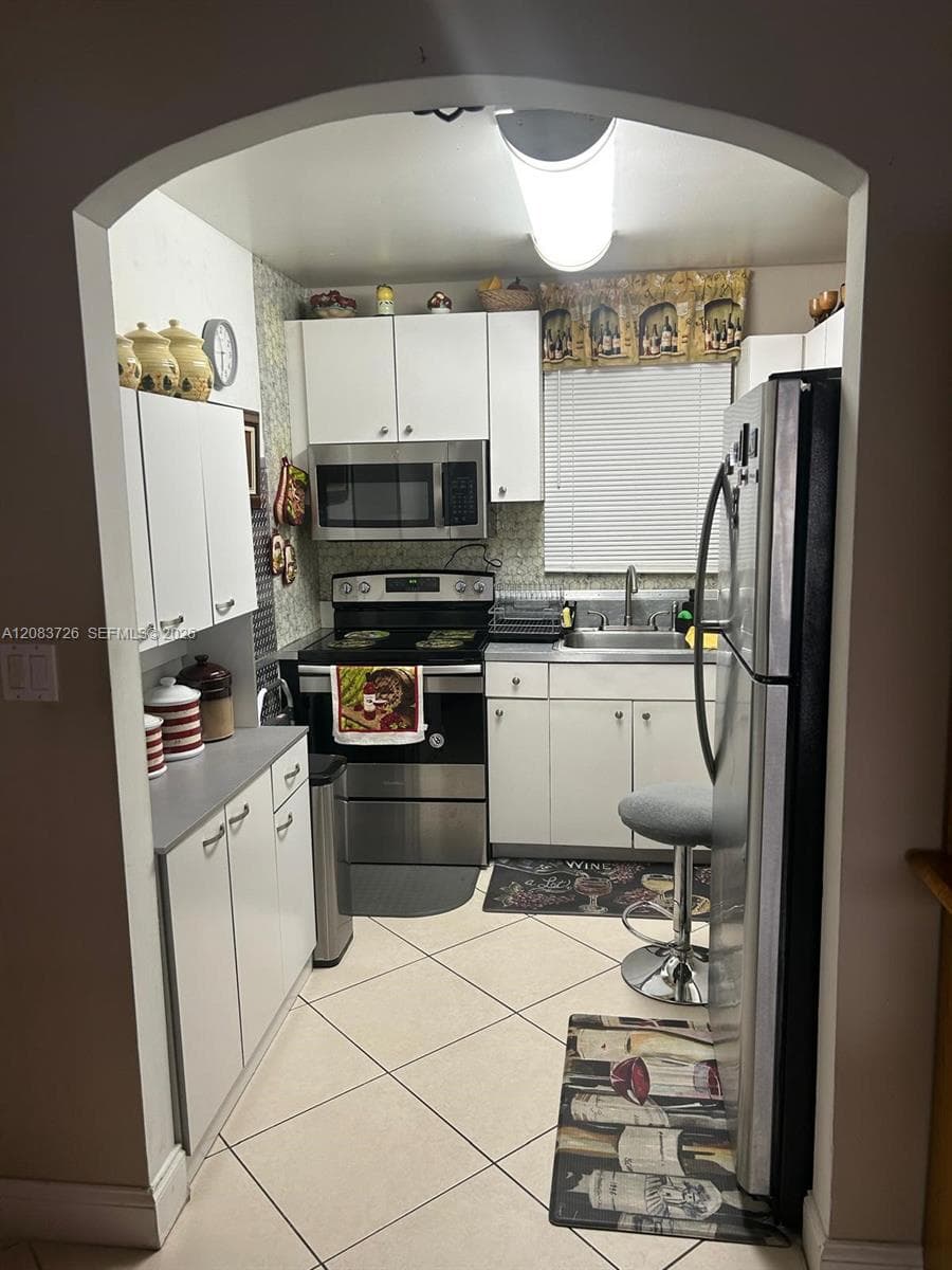 Condominium at 7450 Miami Lakes Dr # C104, Miami Lakes FL 33014