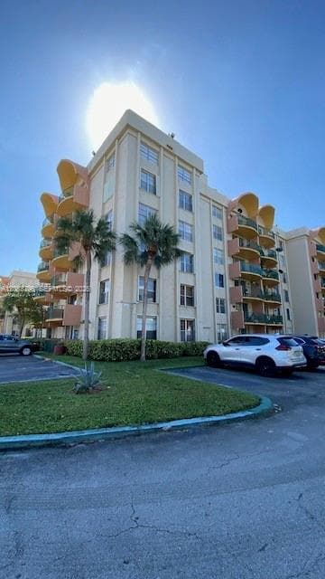 Condominium at 9360 Fontainebleau Blvd # 611, Miami FL 33172