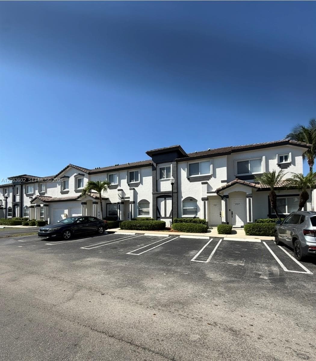 Townhouse at 2359 SE 23rd Dr # 2359, Homestead FL 33035
