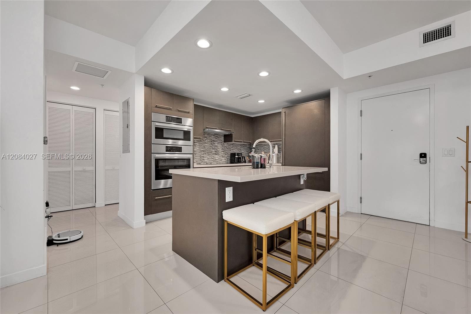 Condominium at 7825 NW 107th Ave # 507, Doral FL 33178