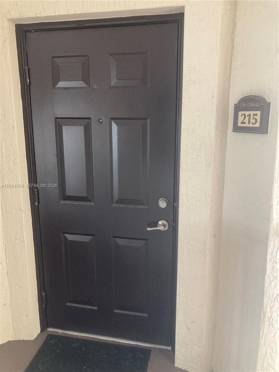 Condominium at 11503 NW 89th St # 215, Doral FL 33178