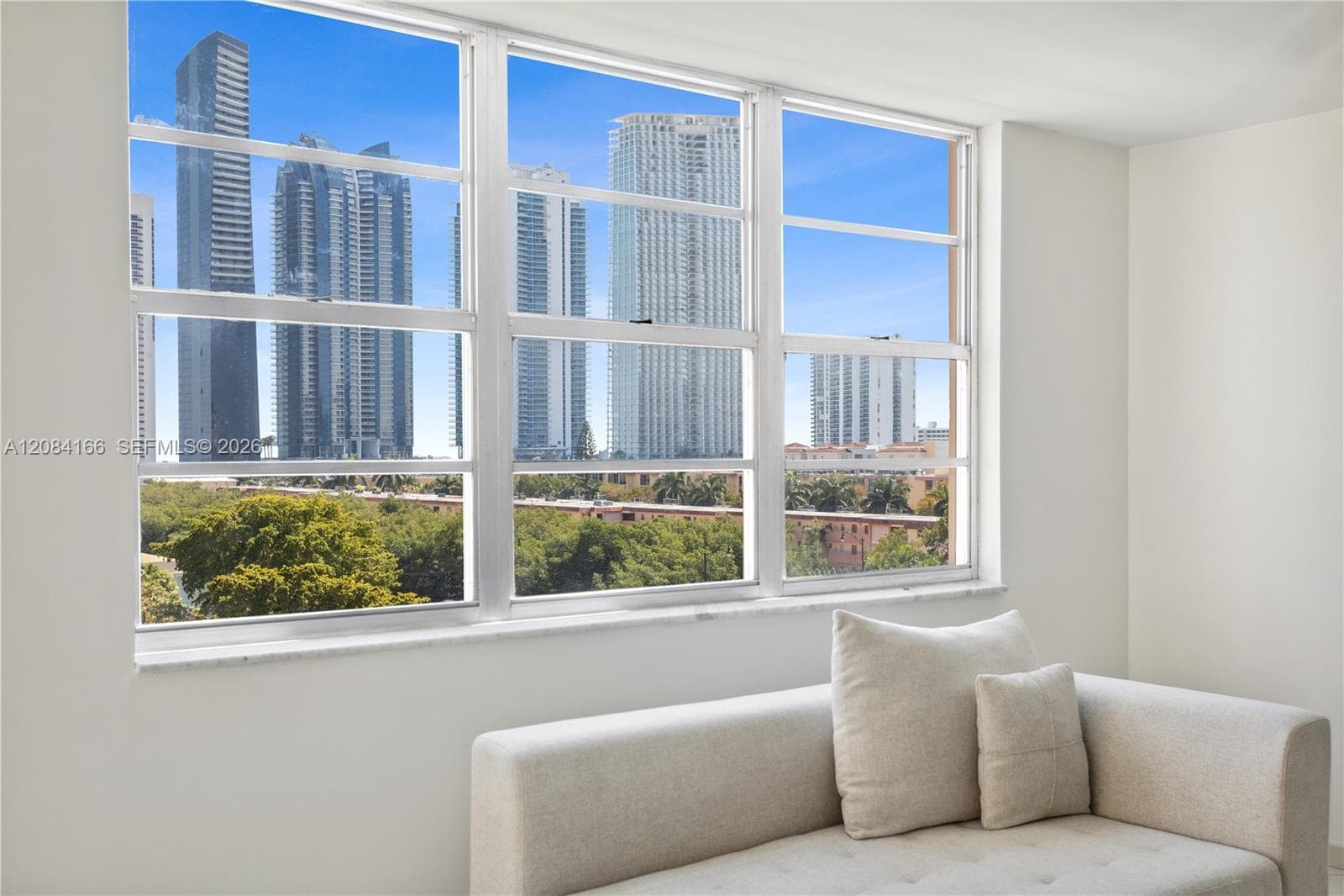 Condominium at 250 174th St # 605, Sunny Isles Beach FL 33160