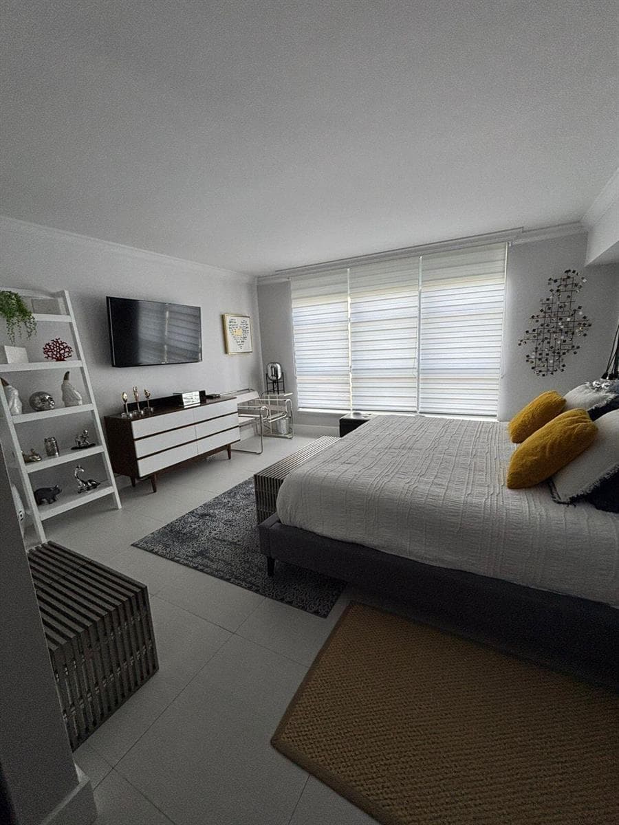 Condominium at 19101 NE 36TH Drive # 1606, Aventura FL 33180