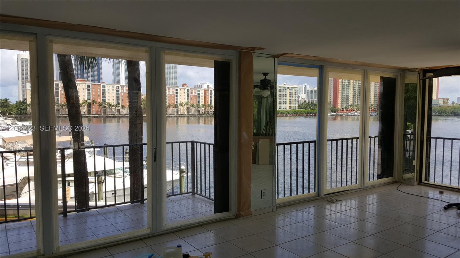 Condominium at Sunny Isles Beach, FL, 33160