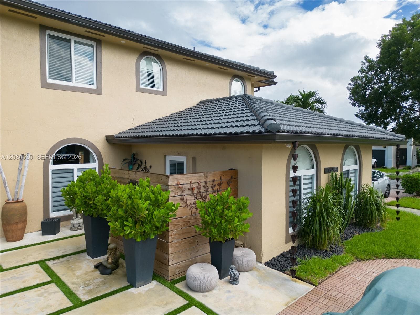 Efficiency at 15225 SW 140th St # B, Miami FL 33196