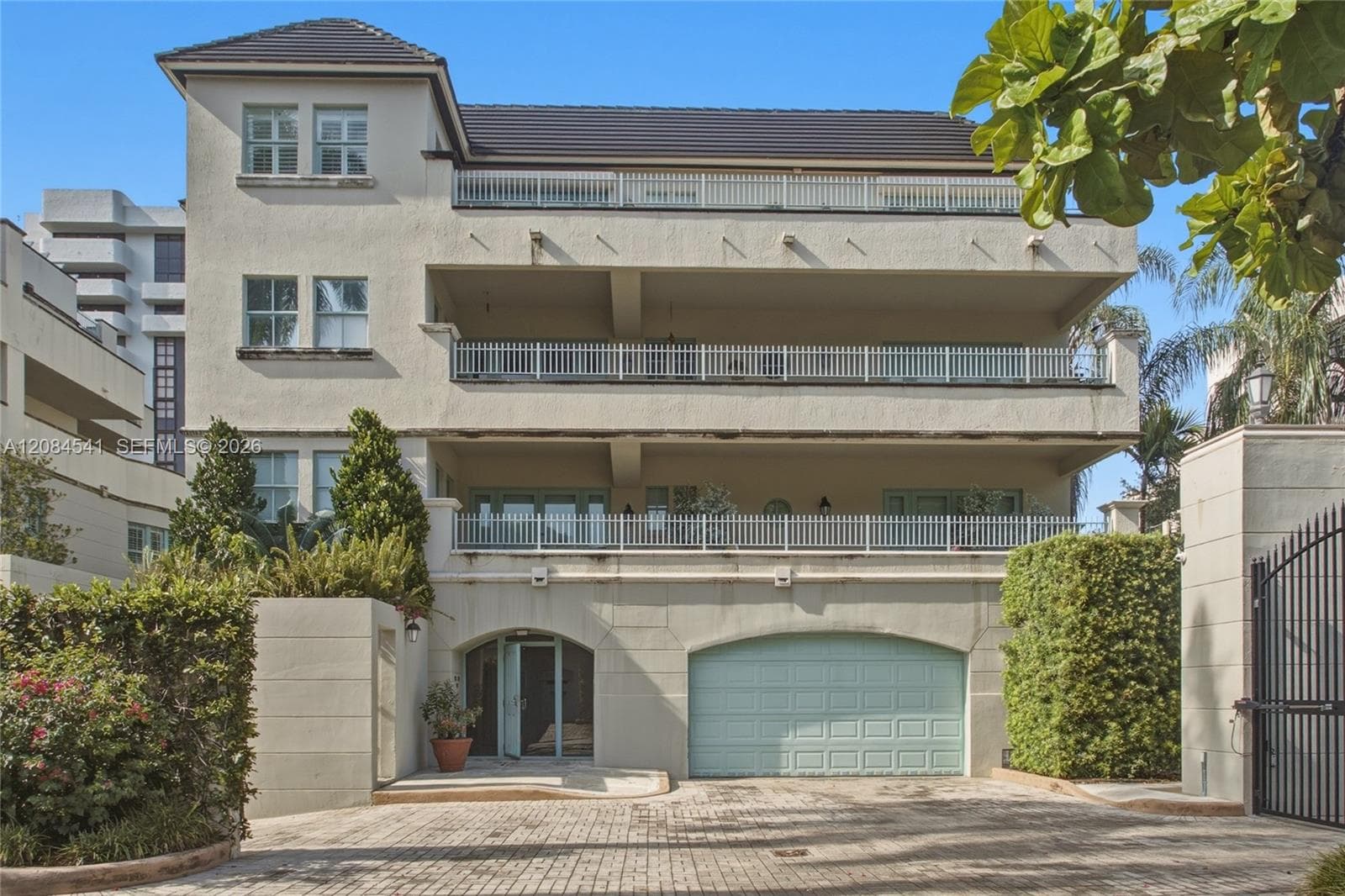 Condominium at 2600 Segovia St # 703, Coral Gables FL 33134
