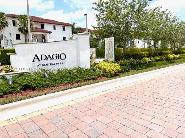 Apartment at 10600 NW 88th St # 204, Doral FL 33178