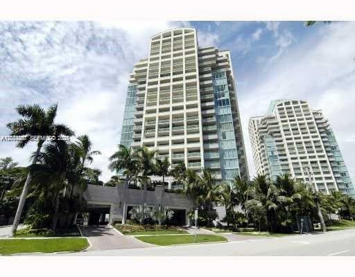 Condominium at 3400 SW 27th Ave # 806, Miami FL 33133