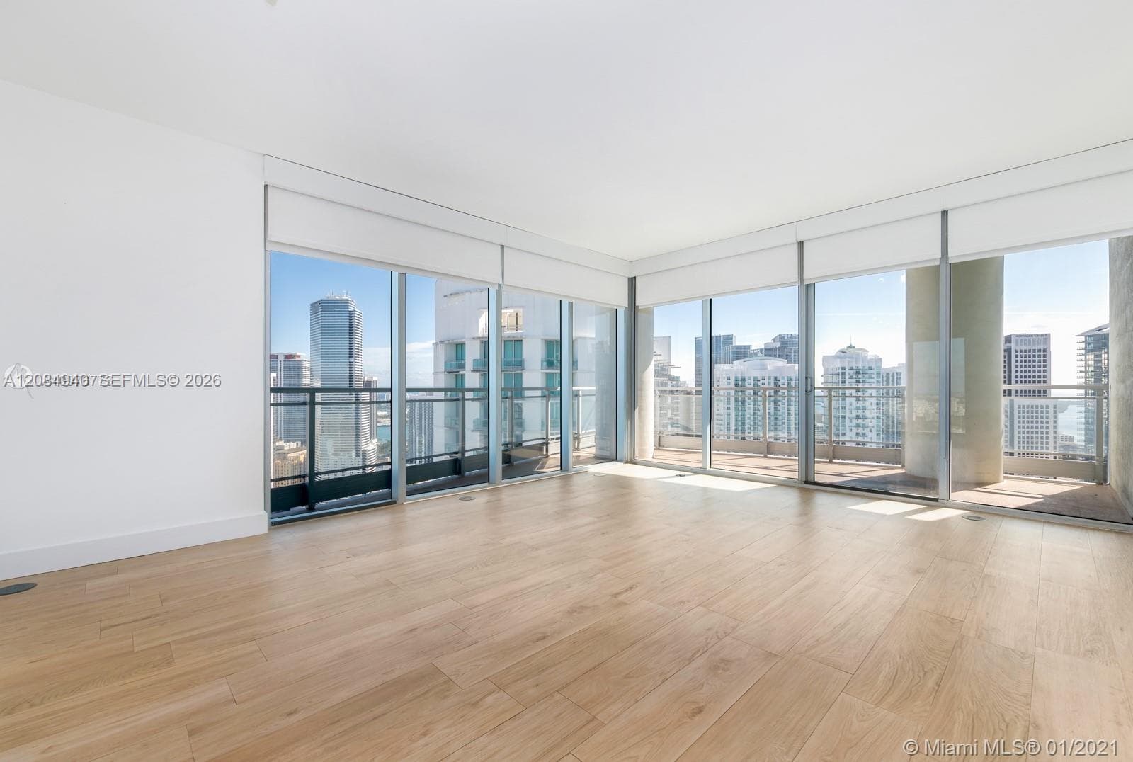 Condominium at 90 SW 3rd St # 4004, Miami FL 33130
