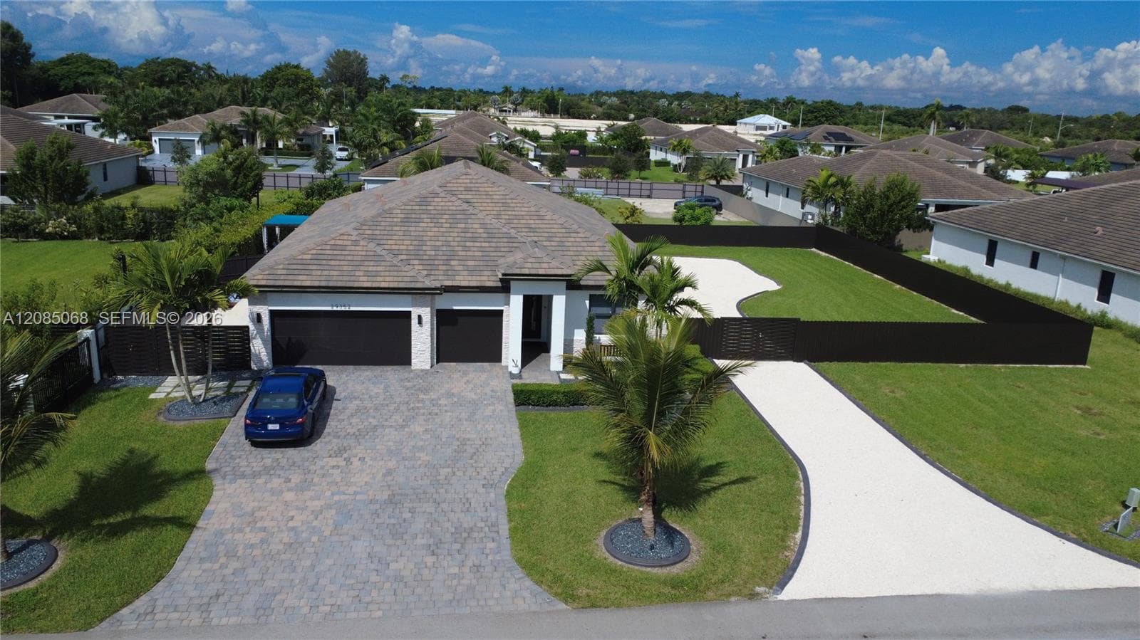 Single Family Residence at 29352 SW 178th Ave, Homestead FL 33030