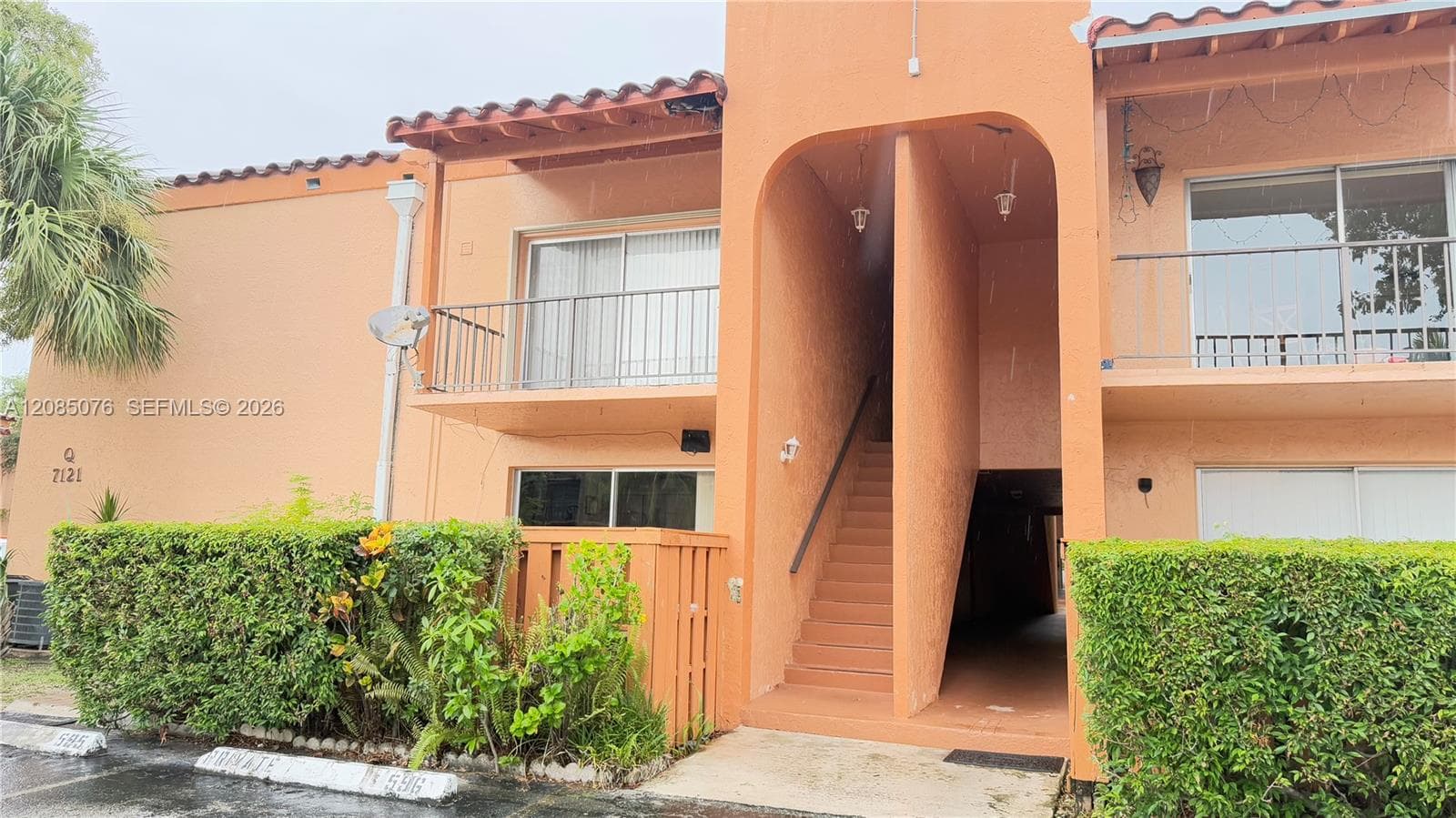 Condominium at 7121 Miami Lakes Dr # Q8, Miami Lakes FL 33014