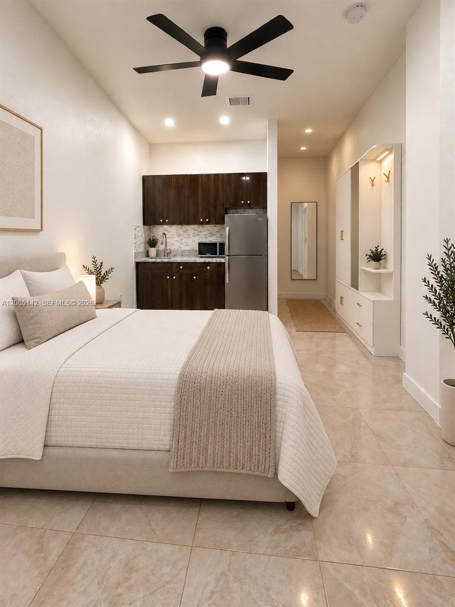 Efficiency at 13356 SW 250th St # 13356, Homestead FL 33032