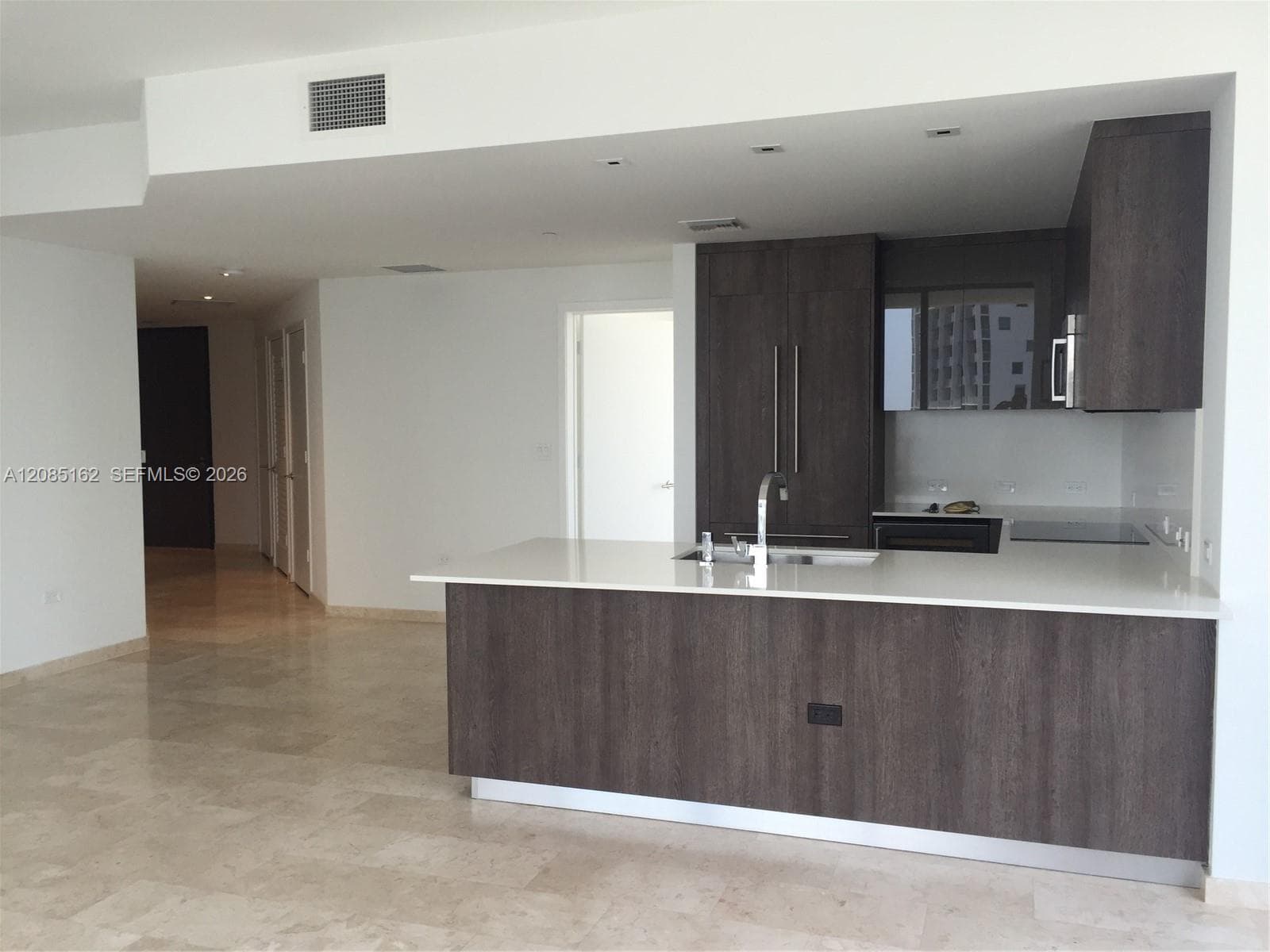 Condominium at 68 SE 6th St # 2202, Miami FL 33131