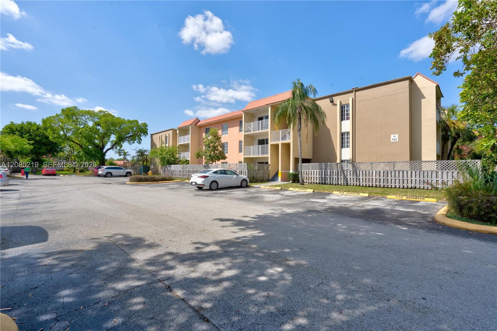 Condominium at 5102 NW 79th Ave # 206, Doral FL 33166