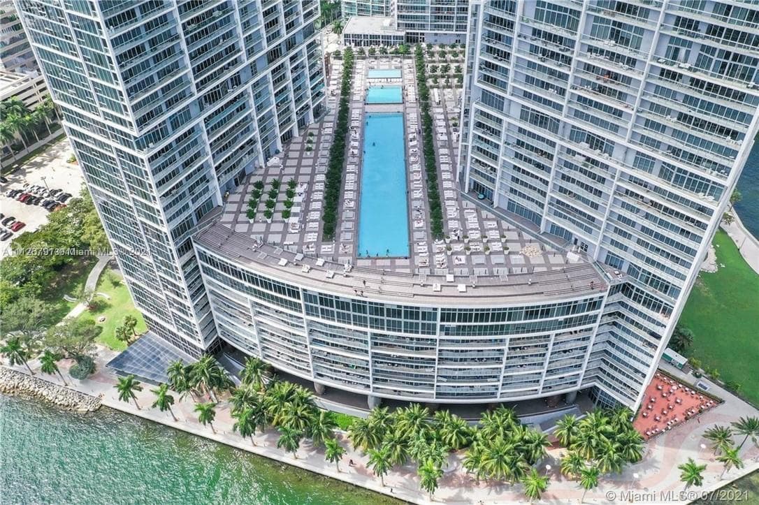 Condominium at 465 BRICKELL Avenue # 1806, Miami FL 33131