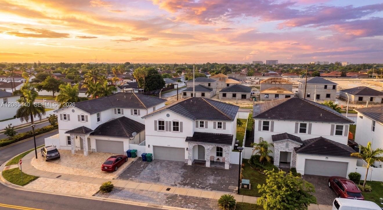 Single Family Residence at 21223 SW 127th Ct, Miami FL 33177