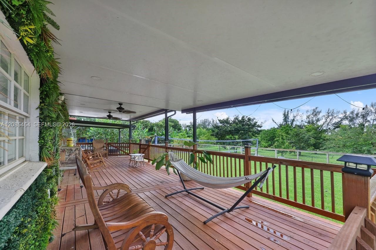 Single Family Residence at 19620 SW 234th St, Homestead FL 33031