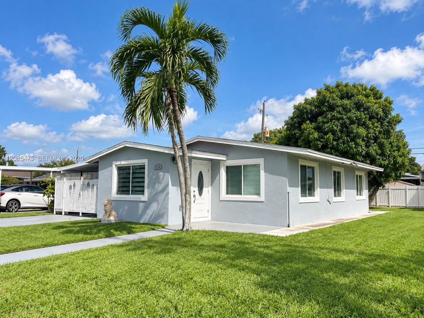 Single Family Residence at 871 SE 4th Pl, Hialeah FL 33010