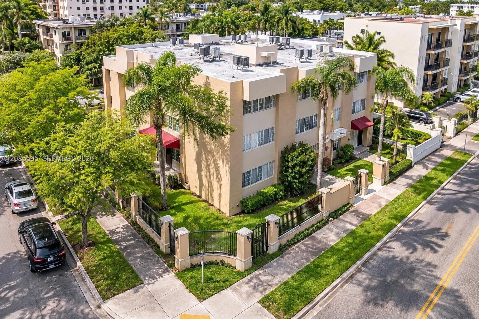 Condominium at 300 Madeira Ave # 304, Coral Gables FL 33134