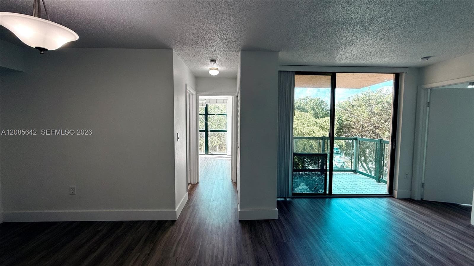 Apartment at 11800 SW 18th St # 4, Miami FL 33175