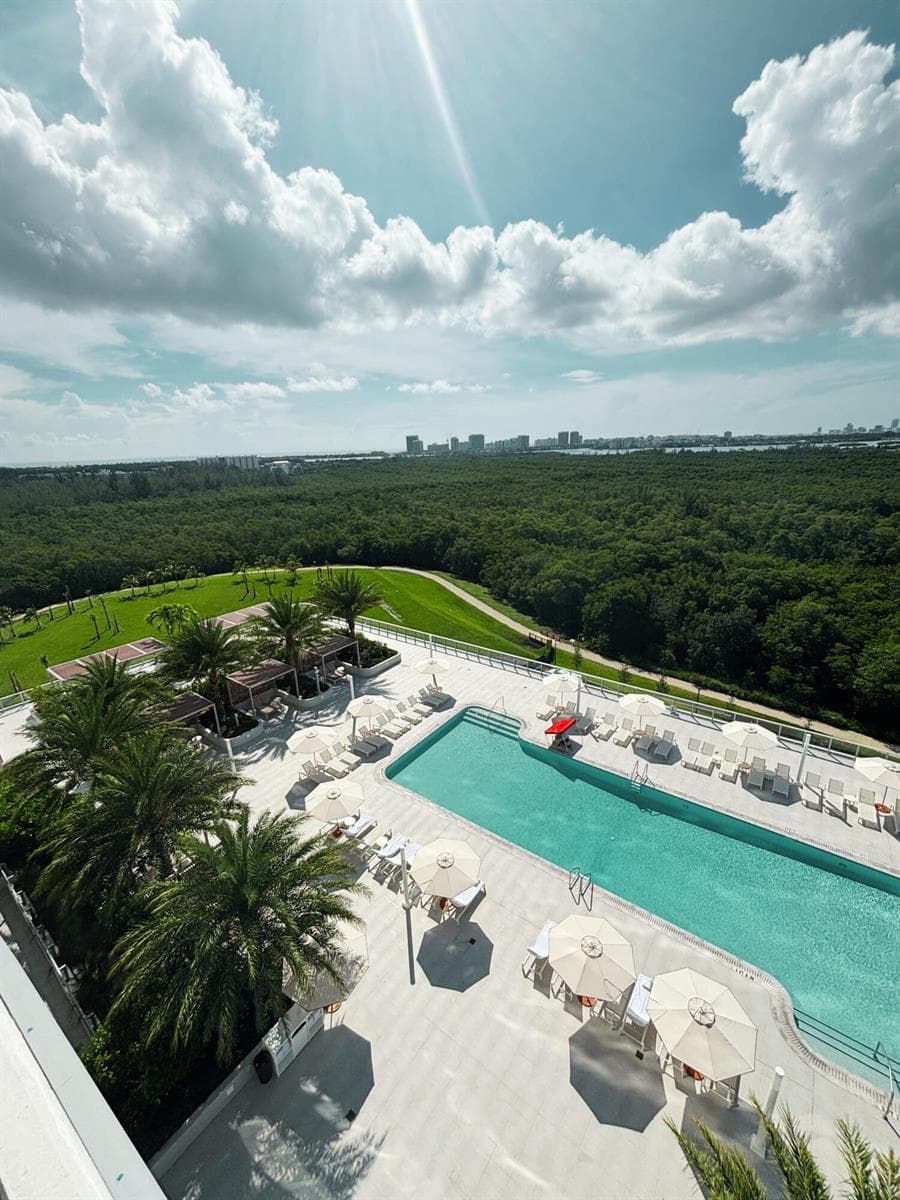 Condominium at 2411 Laguna Circle # 1104, North Miami FL 33181