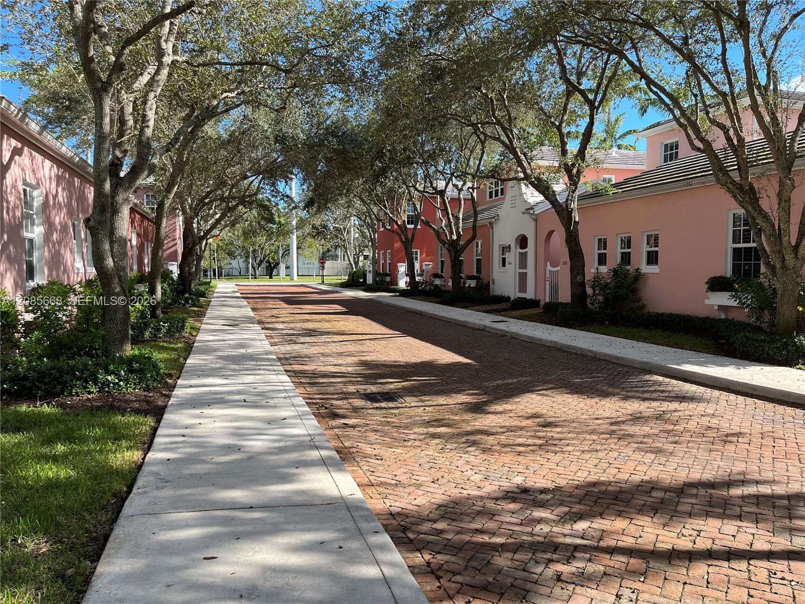 Townhouse at 570 Loretto Ave # 10, Coral Gables FL 33146