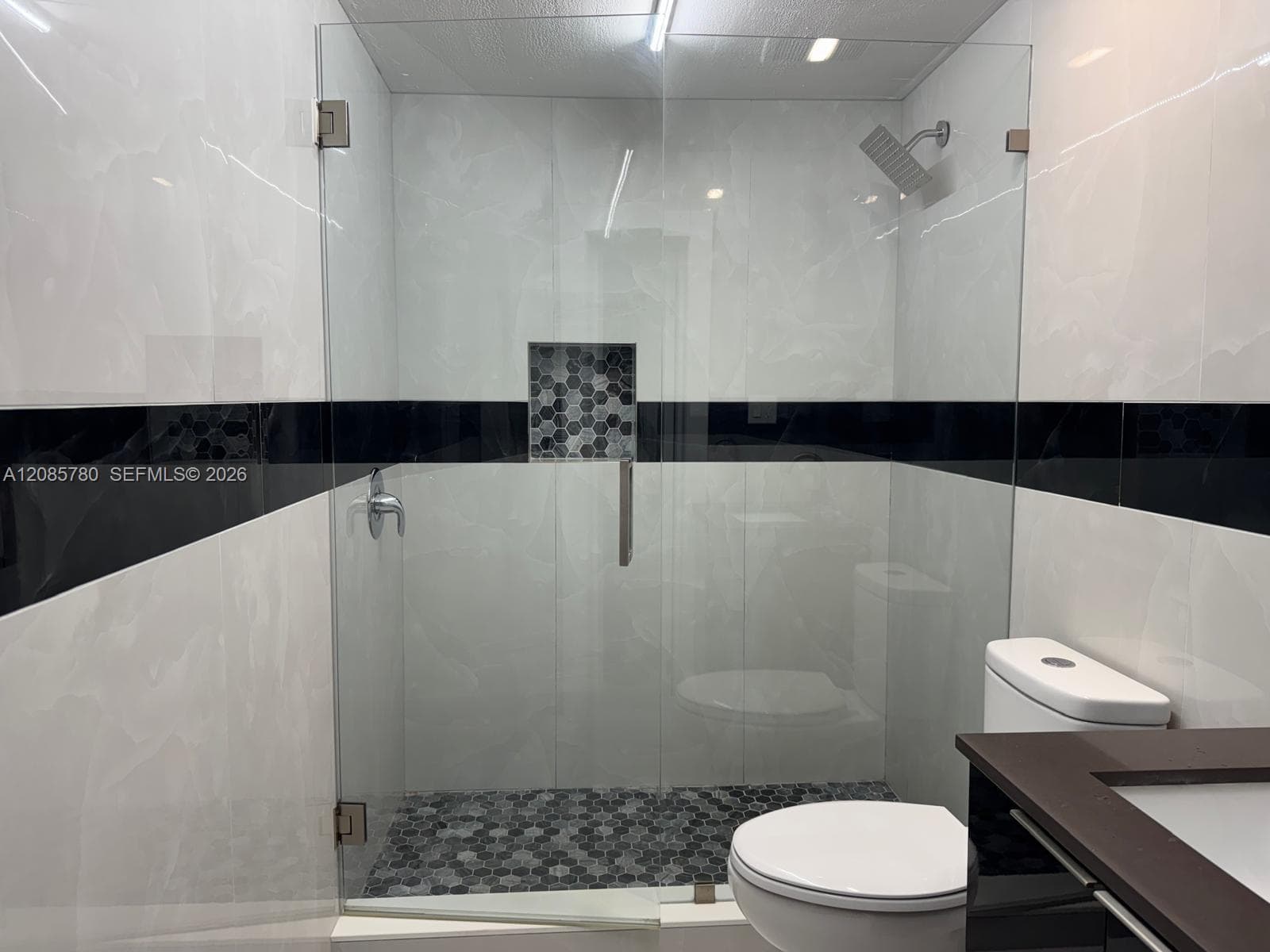 Efficiency at 112XX SW 48th St # A, Miami FL 33165