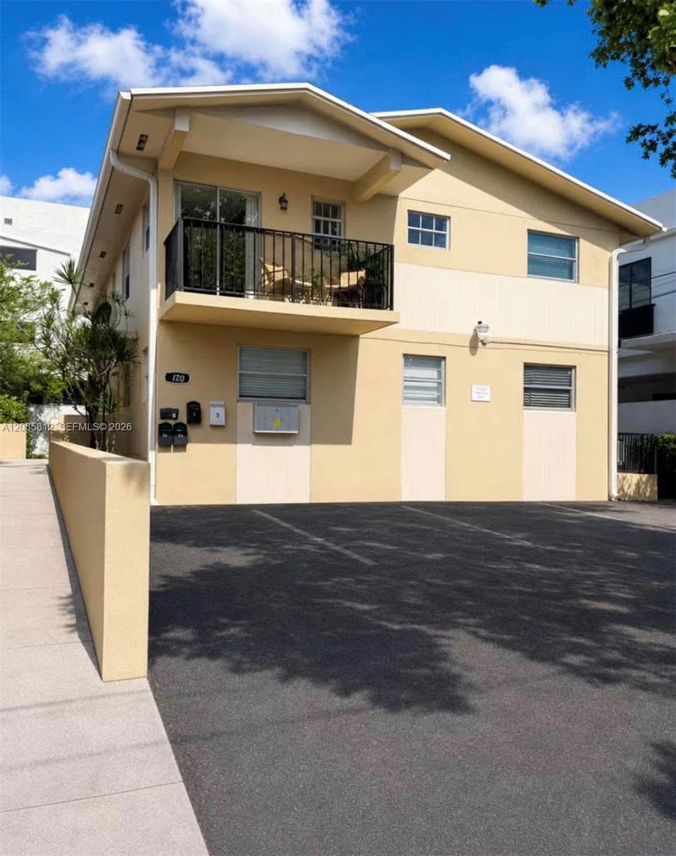 Multi Family at 120 NW 10th Ave # 1, Miami FL 33128