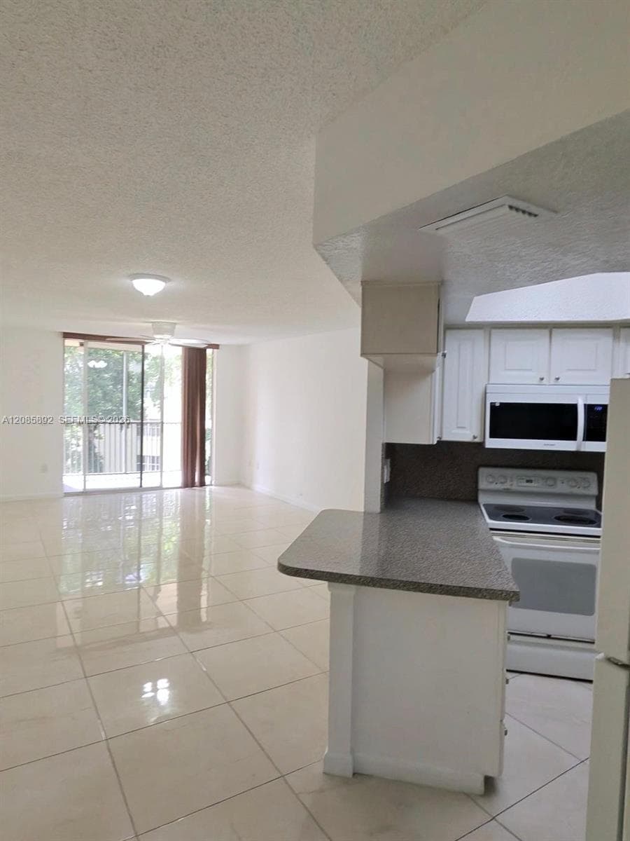 Condominium at 8245 Lake Dr # 404, Doral FL 33166