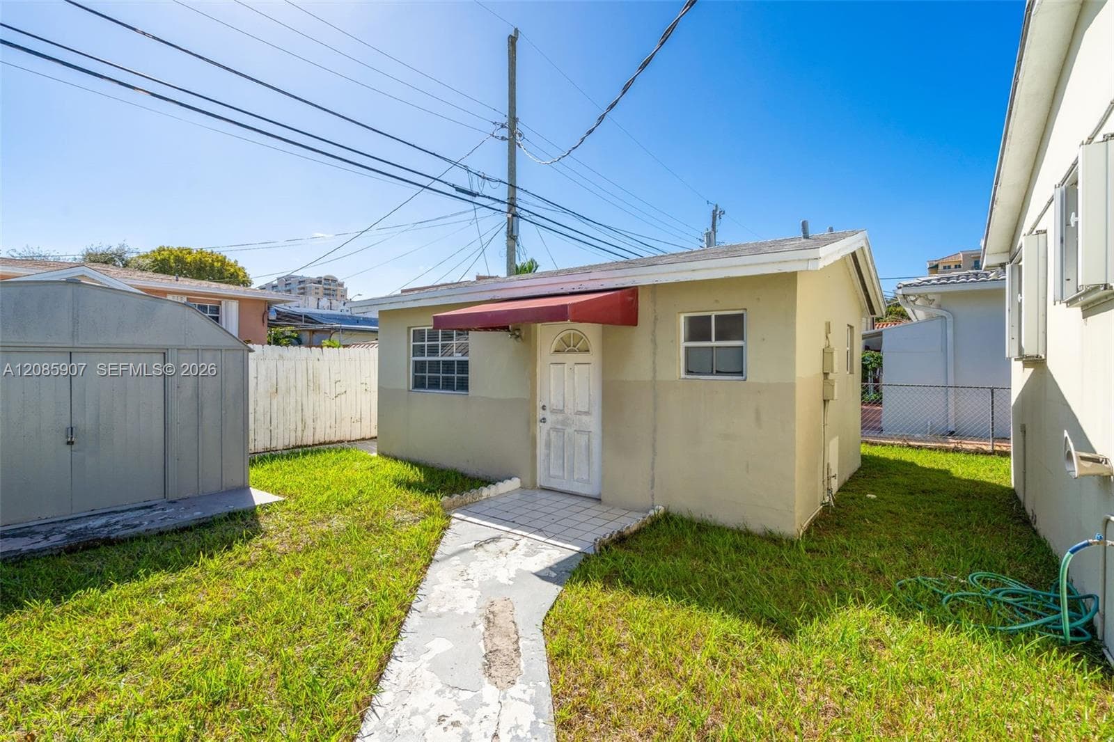 Efficiency at 3640 SW 25th St, Miami FL 33133