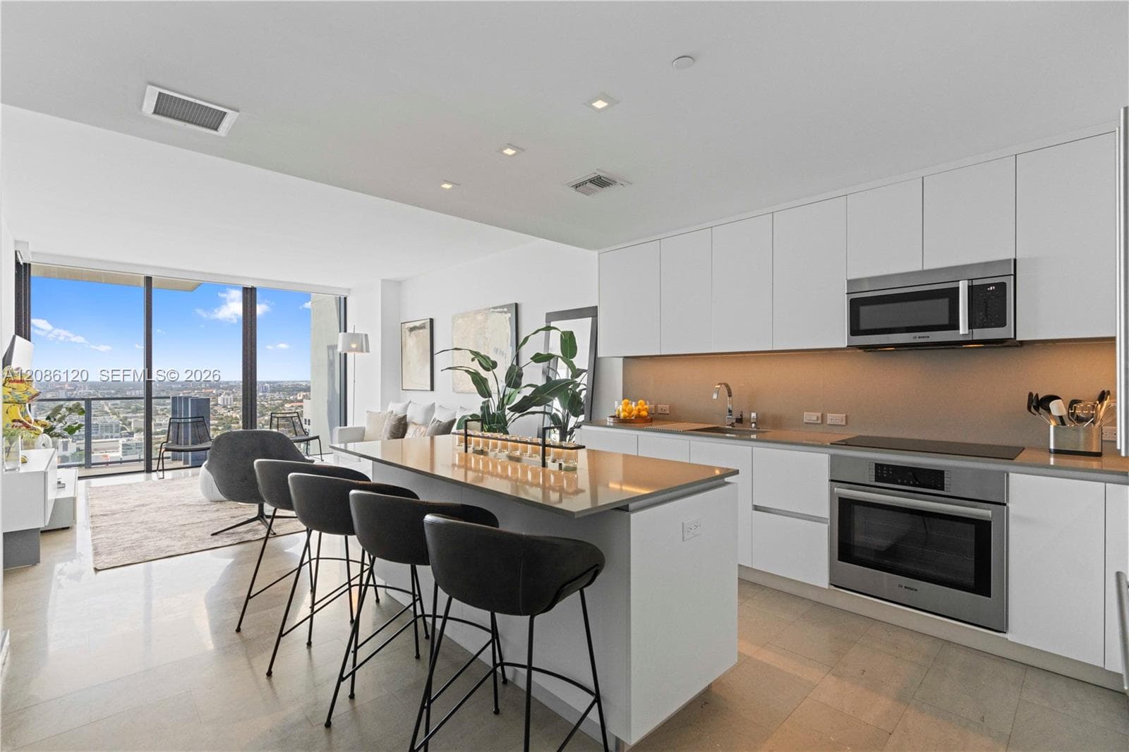 Condominium at 88 SW 7th St # 2906, Miami FL 33130