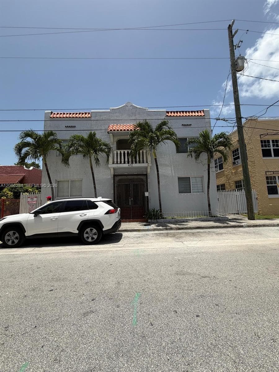 Apartment at 412 SW 10th Ave # 4, Miami FL 33130