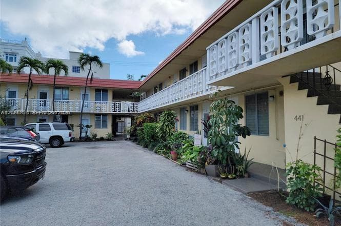 Condominium at 441 Collins Ave # 2, Miami Beach FL 33139