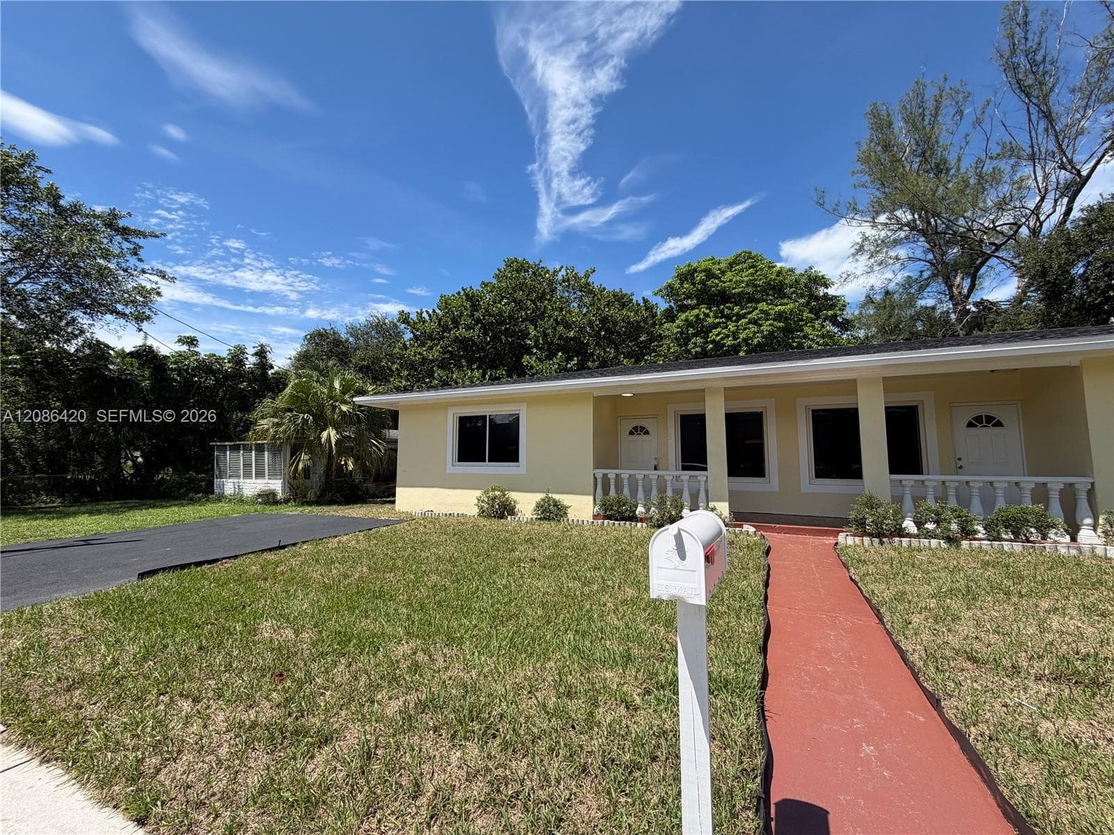 Multi Family at 335 NE 168th St # 335, North Miami Beach FL 33162